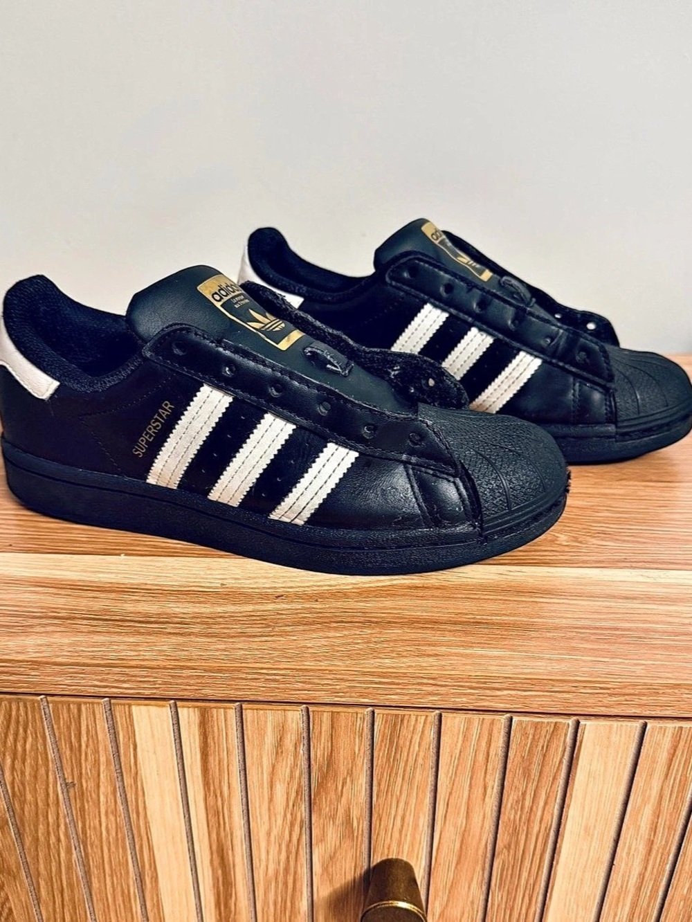 ADIDAS Superstar J Core Black & White Sneakers EF5398 Youth 5 / Women 6.5